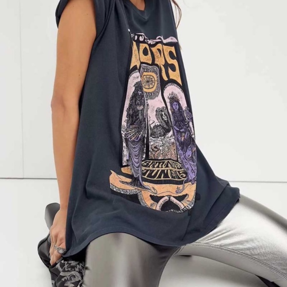 044 black the doors band concert graphic tee - Picture 5 of 5